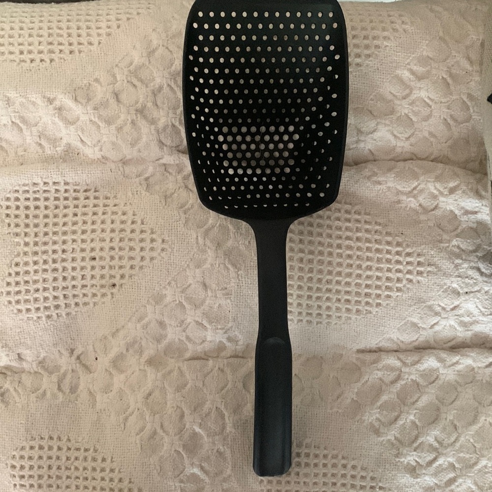Pampered Chef Scoop & Drain